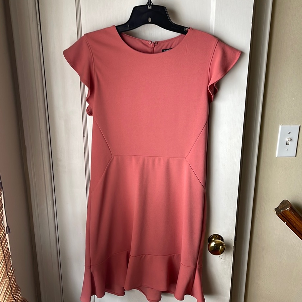 Express light pink dress